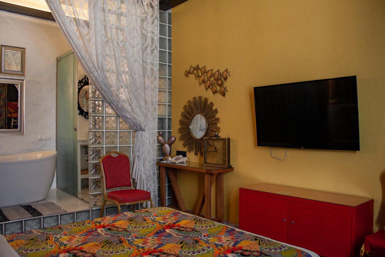 Manna Boutique Hotel (Adults Only) Kijev Kültér fotó