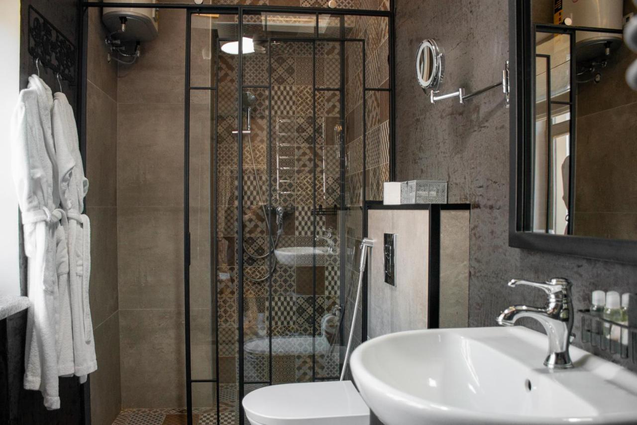 Manna Boutique Hotel (Adults Only) Kijev Kültér fotó